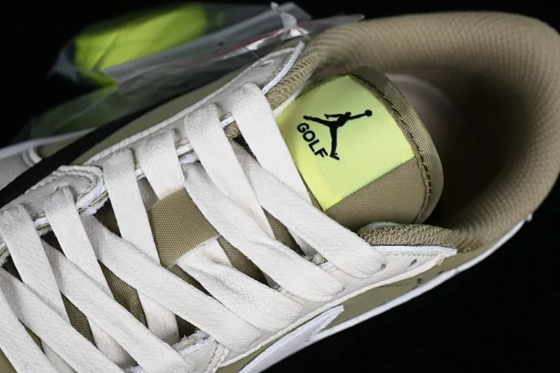 All Categories Air Jordan Jordan Series Basketball Shoes Air Jordan 1 Low Travis Scott x Air Jordan 1 Low OG AJ1 Joe 1 Joint Overhead FZ3124-200